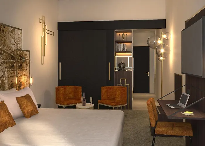 Le Grand Dieu By Sowell Collection Nîmes